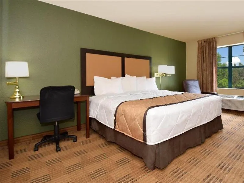 Extended Stay America Suites - Elizabeth - Newark Airport Hotel