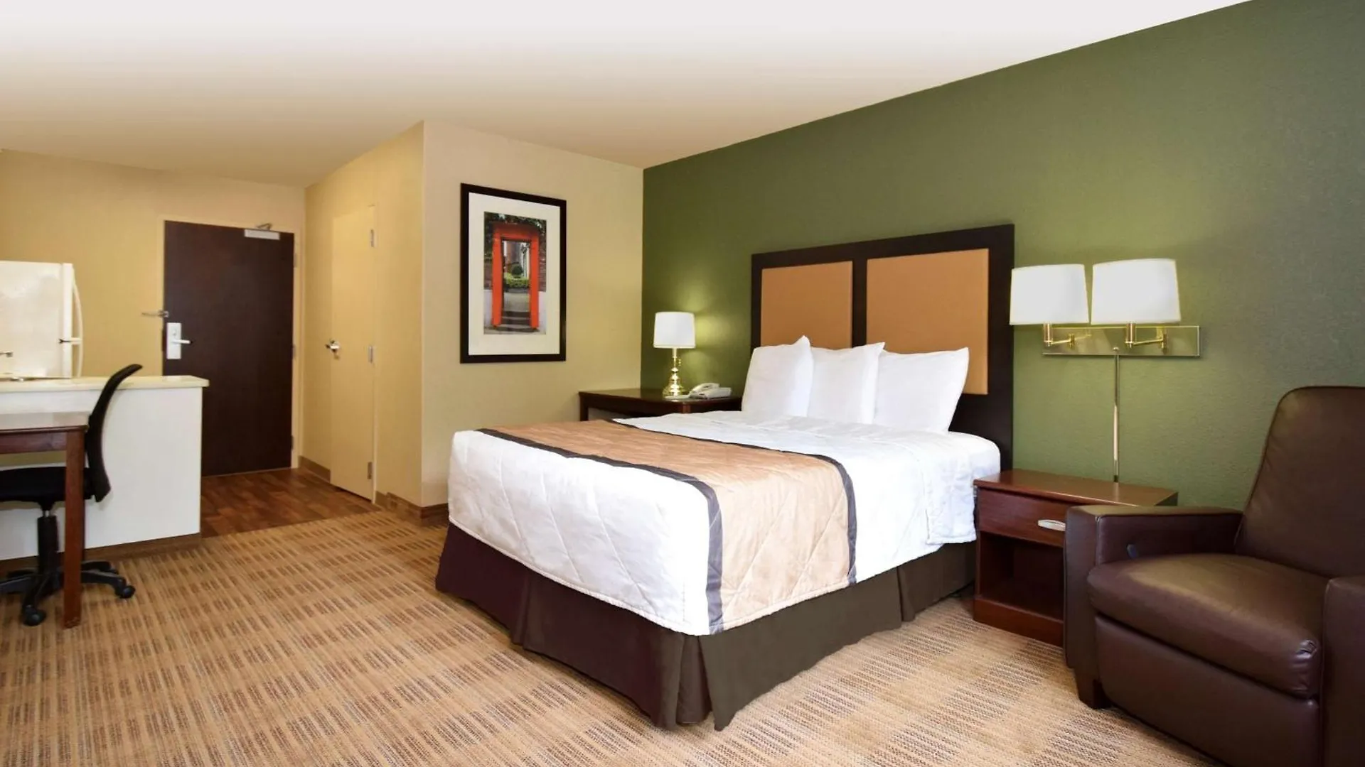 Extended Stay America Suites - Elizabeth - Newark Airport 2*,