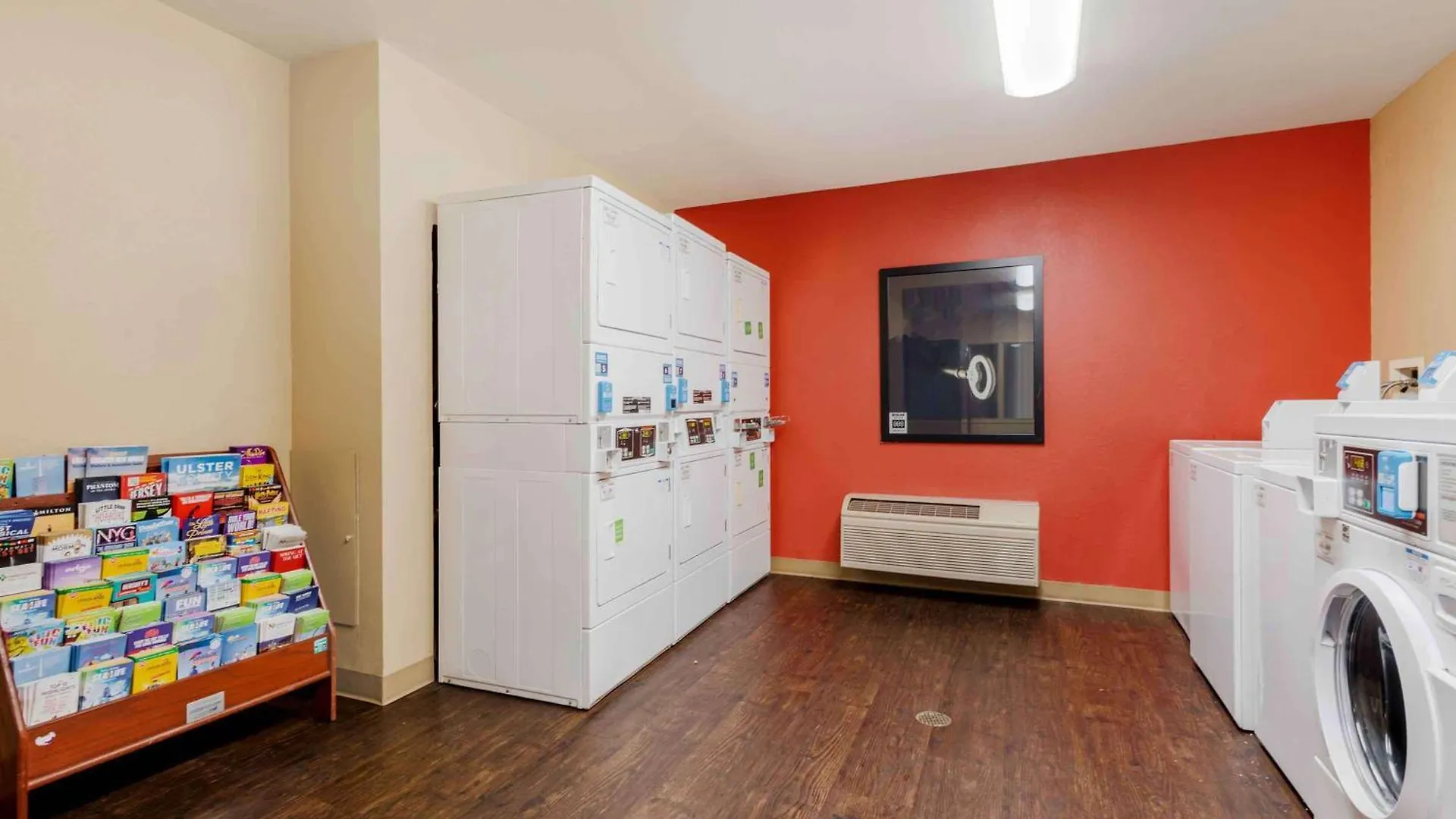 Extended Stay America Suites - Elizabeth - Newark Airport Hotel