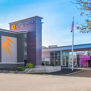 Hotel La Quinta By Wyndham Clifton/rutherford, Clifton