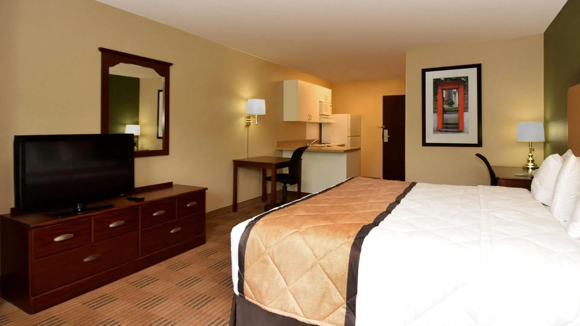 Extended Stay America Suites - Elizabeth - Newark Airport Hotel