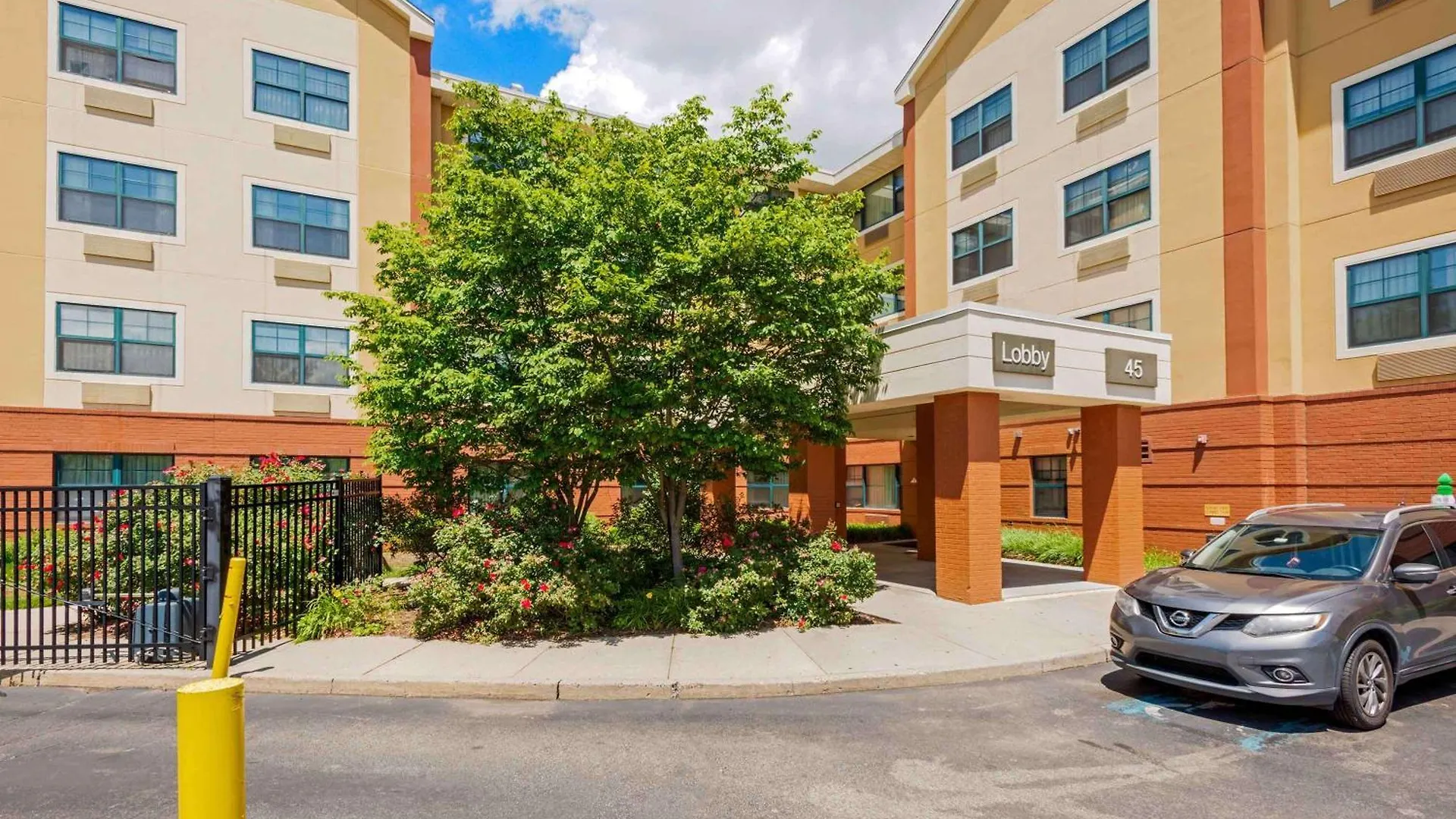 Extended Stay America Suites - Elizabeth - Newark Airport 2*,