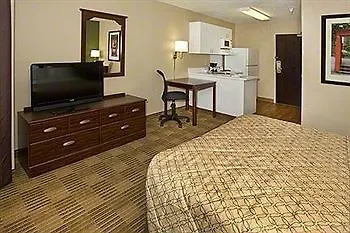 Extended Stay America Suites - Elizabeth - Newark Airport Hotel
